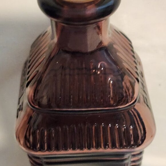 Vintage 60's Berring's Apple Bitters Square deep Amethyst Glass Bottle PA USA - Picture 10 of 10